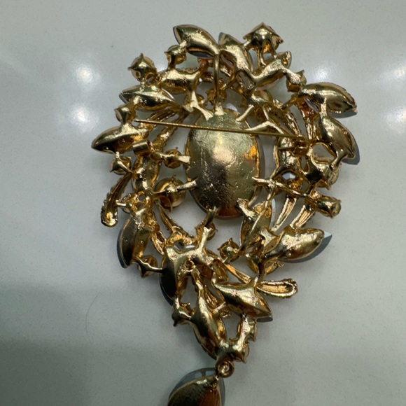 Ladies broach irridescent - Picture 2 of 2